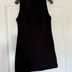 Elegant Black Sleeveless Dress